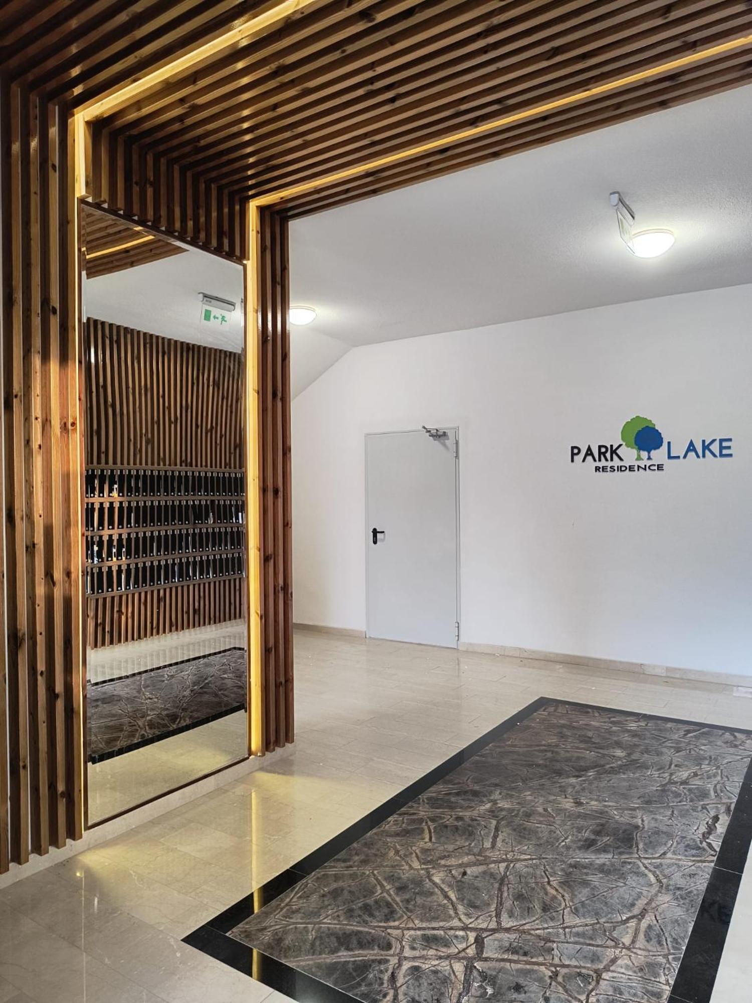 Apartment Park Lake Клуж-Напока Екстериор снимка