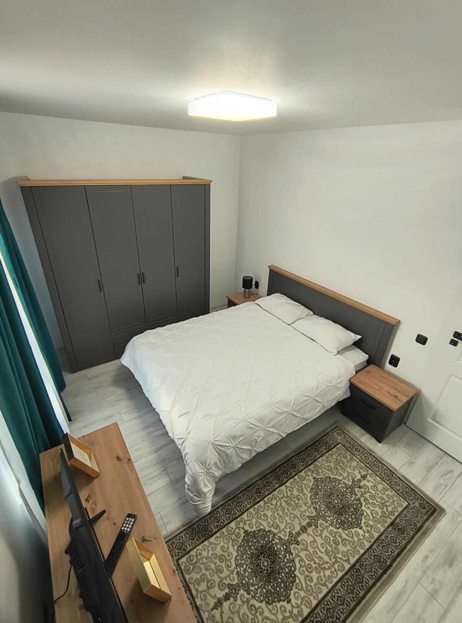 Apartment Park Lake Клуж-Напока Екстериор снимка